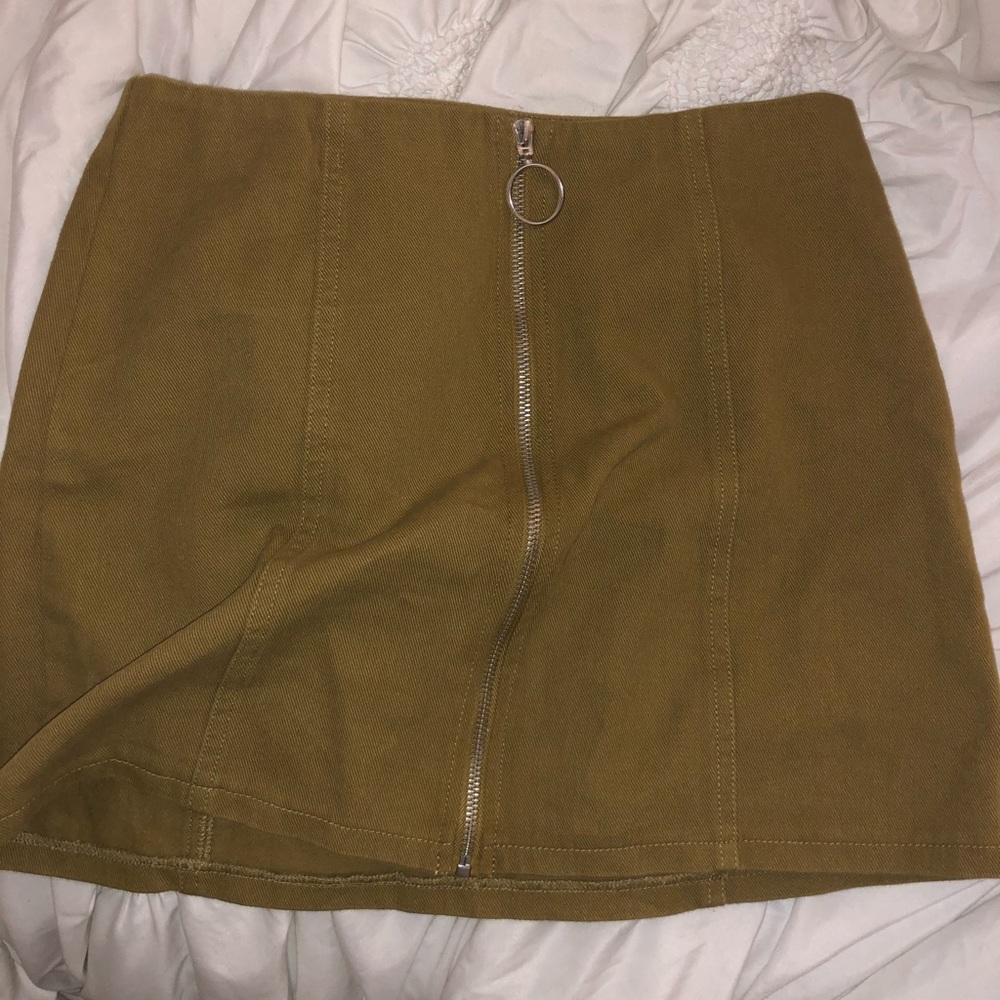 Chloe & Katie skirt